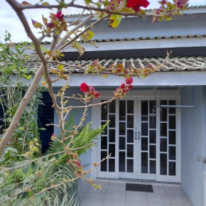 Kitnet bem localizada no bairro Costa e Silva
